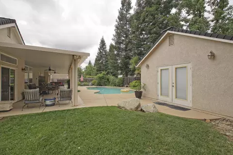 4362 Yellowstone Dr, Redding, CA 96002 photo 10