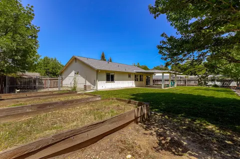 1463 Richland Way, Redding, CA 96003 photo 53