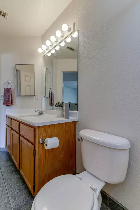 1463 Richland Way, Redding, CA 96003 photo 39