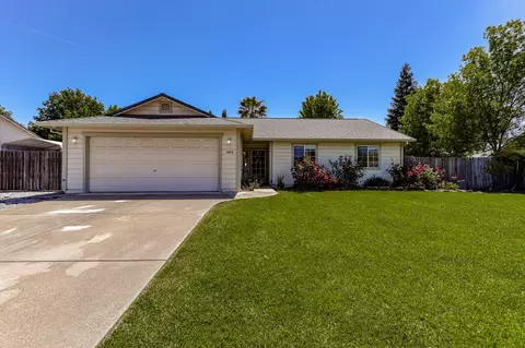 1463 Richland Way, Redding, CA 96003 photo 3