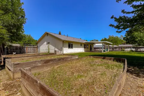 1463 Richland Way, Redding, CA 96003 photo 29