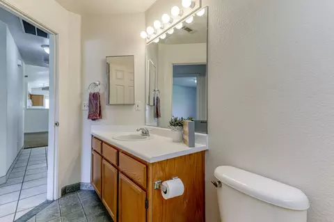 1463 Richland Way, Redding, CA 96003 photo 40