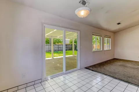 1463 Richland Way, Redding, CA 96003 photo 33