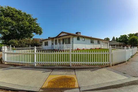 3701 Scorpius Way, Redding, CA 96002 photo 2