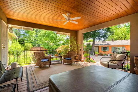 1527 Riverside Dr, Redding, CA 96001 photo 33