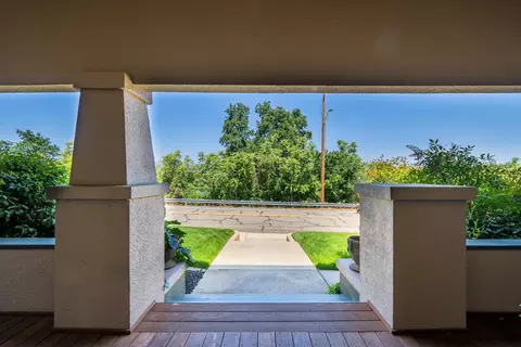 1527 Riverside Dr, Redding, CA 96001 photo 7