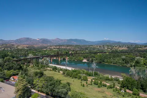 1527 Riverside Dr, Redding, CA 96001 photo 55