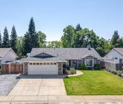 1942 Catherine Way, Redding, CA 96002 photo 1