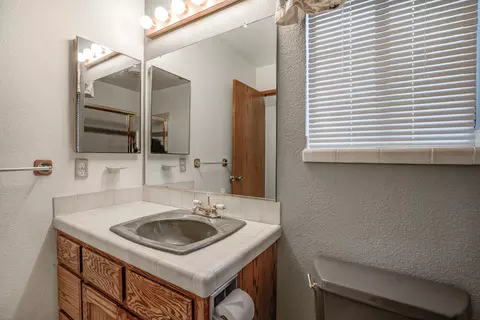 5950 Mountain View Dr, Redding, CA 96003 photo 37