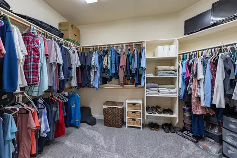 1222 Bonhurst Dr, Redding, CA 96003 photo 11