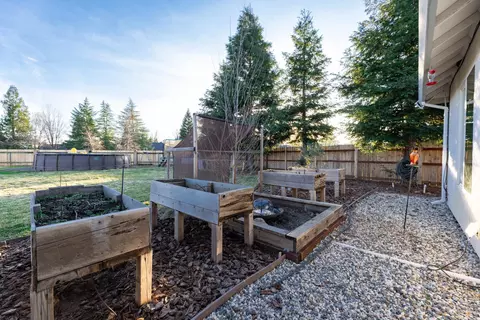 1222 Bonhurst Dr, Redding, CA 96003 photo 20
