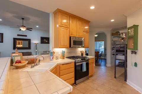 1222 Bonhurst Dr, Redding, CA 96003 photo 6