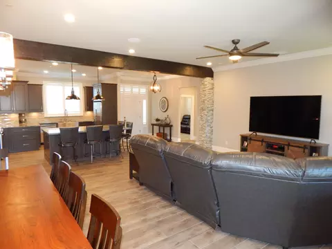 4744 Ferrington Ct, Redding, CA 96003 photo 9