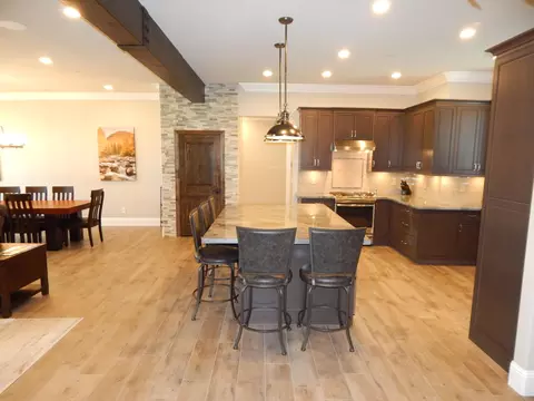 4744 Ferrington Ct, Redding, CA 96003 photo 4