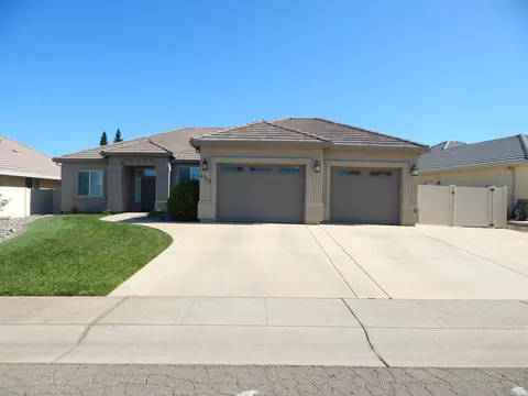 4744 Ferrington Ct, Redding, CA 96003 photo 1