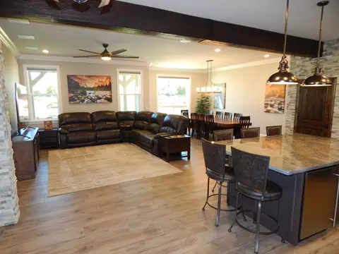 4744 Ferrington Ct, Redding, CA 96003 photo 3