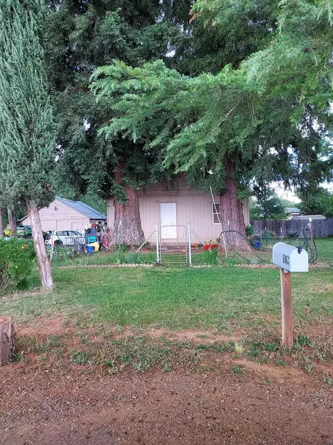 6963 Skyway St, Redding, CA 96002 photo 1