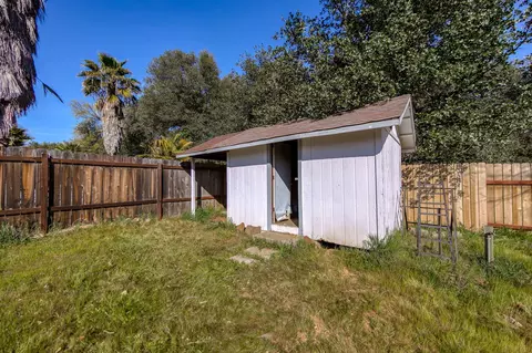 3733 Canterbury Dr, Redding, CA 96002 photo 33