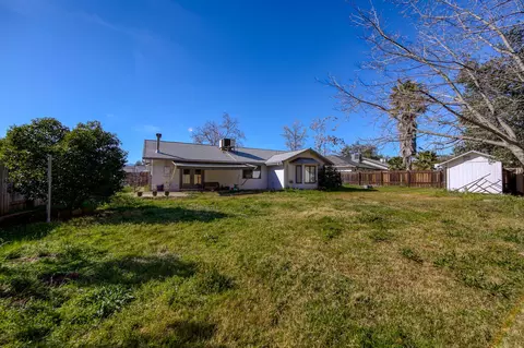 3733 Canterbury Dr, Redding, CA 96002 photo 6