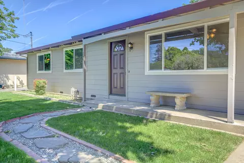 245 Sunset St, Red Bluff, CA 96080 photo 4
