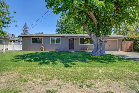 245 Sunset St, Red Bluff, CA 96080 photo 1