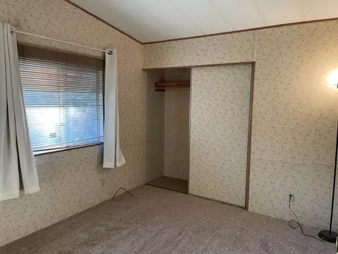 4265 Hiawatha Ln, Redding, CA 96003 photo 10