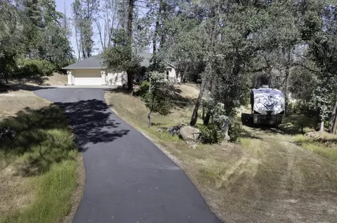 10313 White Star Rd, Redding, CA 96001 photo 24