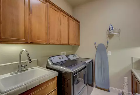 837 Palatine Ct, Redding, CA 96001 photo 38