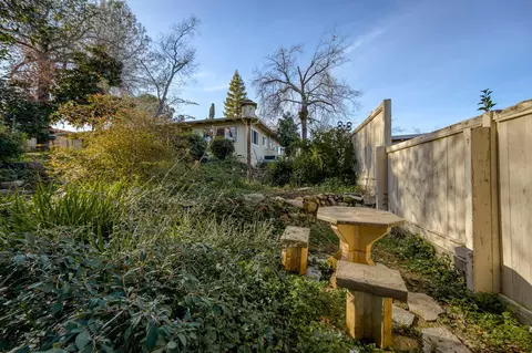 825 Overhill Dr, Redding, CA 96001 photo 83