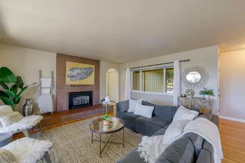 825 Overhill Dr, Redding, CA 96001 photo 33