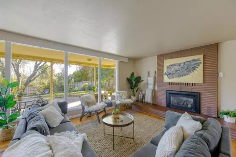 825 Overhill Dr, Redding, CA 96001 photo 32
