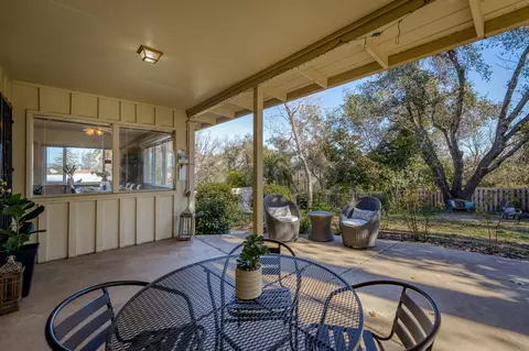 825 Overhill Dr, Redding, CA 96001 photo 72