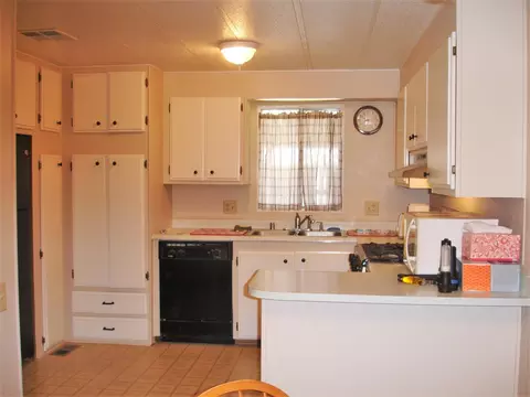 1221 E Cypress Ave Sp #94, Redding, CA 96002 photo 6
