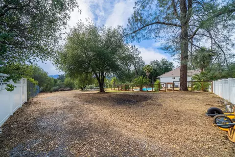 13173 Tierra Oaks Dr, Redding, CA 96003 photo 53