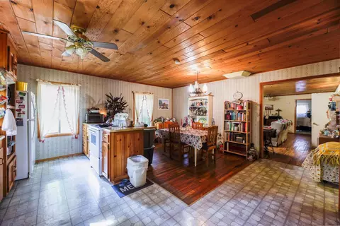 15075 Wonderland Blvd, Redding, CA 96003 photo 8