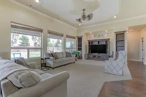 12940 Gardenia Dr, Red Bluff, CA 96080 photo 9