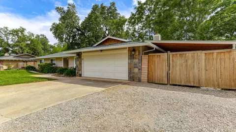 3825 Riverview Dr, Redding, CA 96001 photo 44