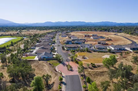 3894 Colby Trl, Redding, CA 96002 photo 7