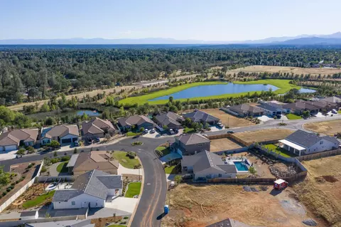 3894 Colby Trl, Redding, CA 96002 photo 12