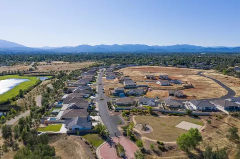 3894 Colby Trl, Redding, CA 96002 photo 8