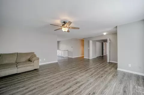 1765 Sterling Dr, Redding, CA 96003 photo 5