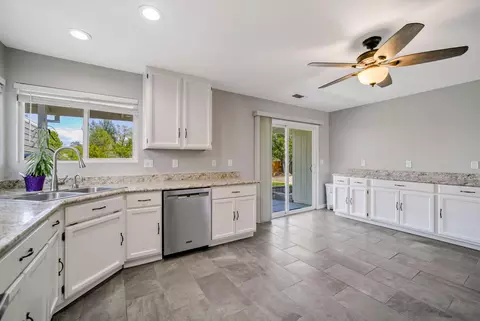 1765 Sterling Dr, Redding, CA 96003 photo 8