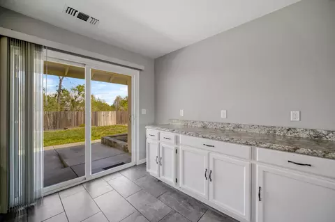 1765 Sterling Dr, Redding, CA 96003 photo 9