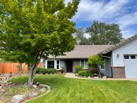 2288 Sophy Pl, Redding, CA 96003 photo 1