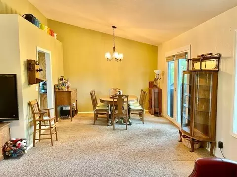 2288 Sophy Pl, Redding, CA 96003 photo 5