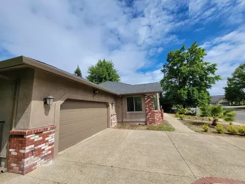 280 Ironwood Ln, Redding, CA 96003 photo 6