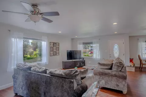 3240 W Bailey Dr, Anderson, CA 96007 photo 11