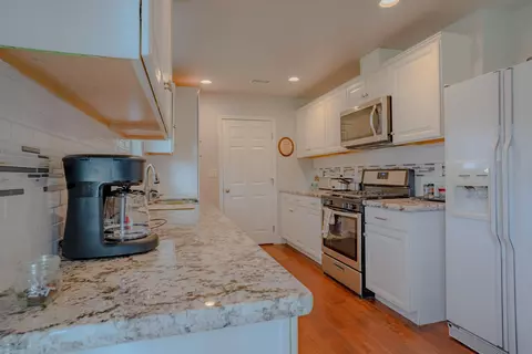 3240 W Bailey Dr, Anderson, CA 96007 photo 7