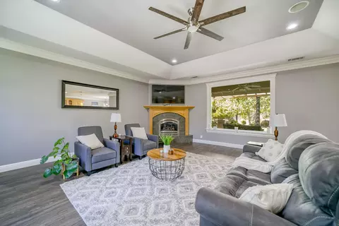 16414 Lamb Ln, Redding, CA 96001 photo 5