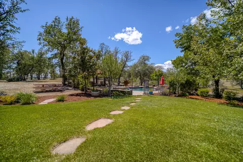 16414 Lamb Ln, Redding, CA 96001 photo 102